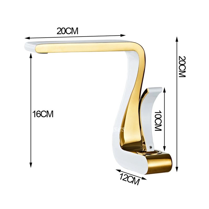Polished Gold Single Handle Bathroom Sink Faucet in Brass