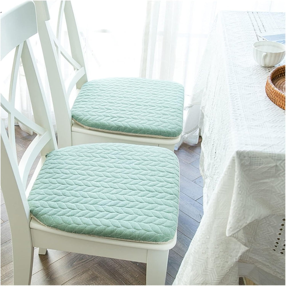 Quilted Nordic-Style Seat Cushion with Zippered Cover