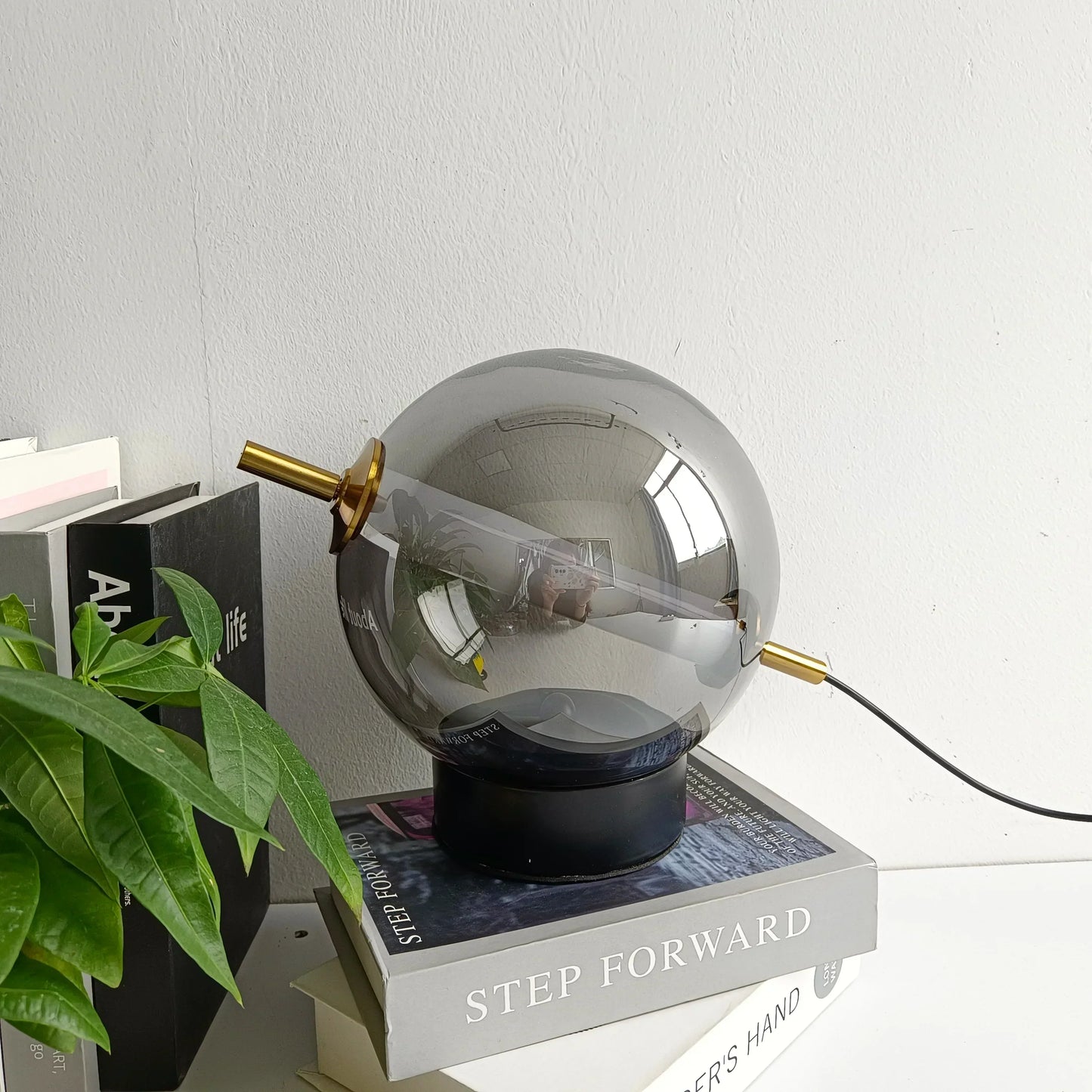 Retro Glass Table Lamp with Warm Glow and Elegant Design