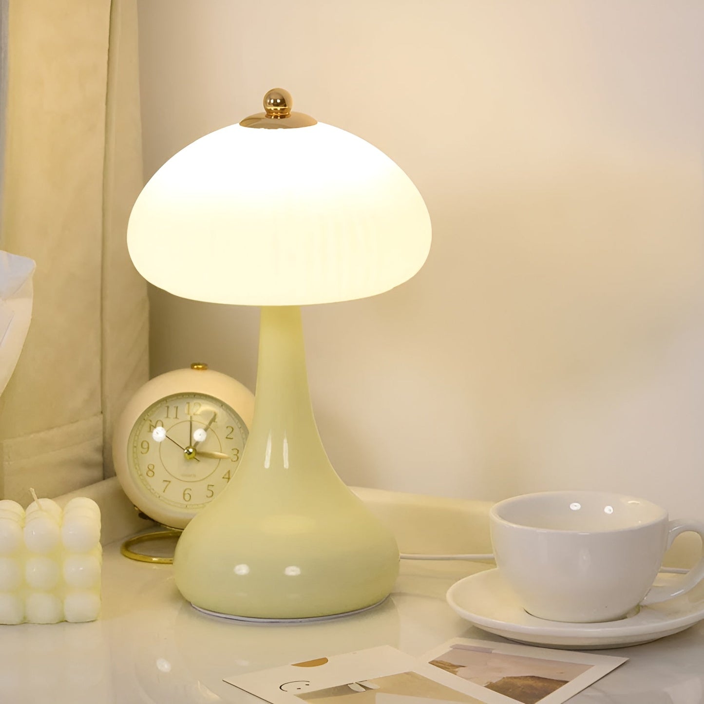 Mushroom Shape LED Dimming Table Lamp in Soft Colors