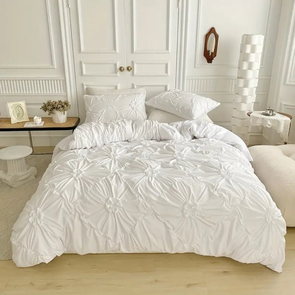 Elegant Ruffle Floral Duvet Cover Set in Soft Microfiber