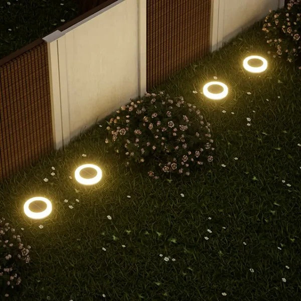 Rust-Proof Solar Outdoor Lights with Automatic On/Off Function