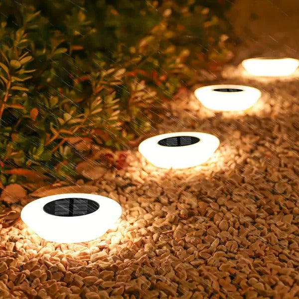 Rust-Proof Solar Outdoor Lights with Automatic On/Off Function