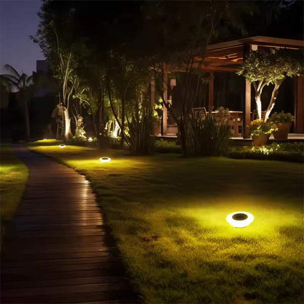 Rust-Proof Solar Outdoor Lights with Automatic On/Off Function
