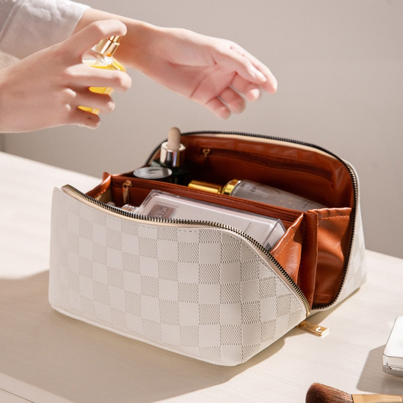Luxury Checkered PU Leather Cosmetic Bag