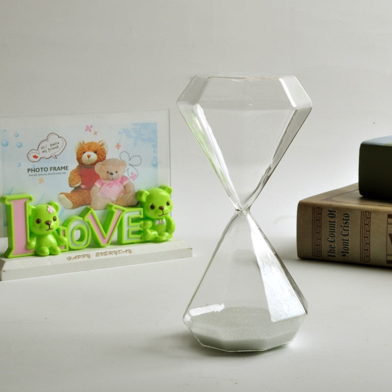 Diamond-Shaped Glass Hourglass with Colorful Sand - 5 to 60 Minute Timer