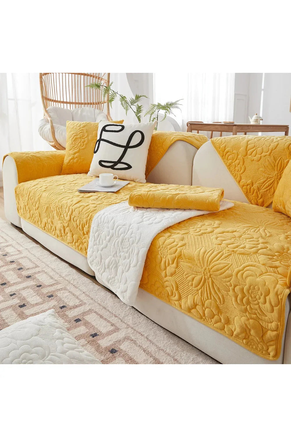 Plush Polyester Sofa Cover