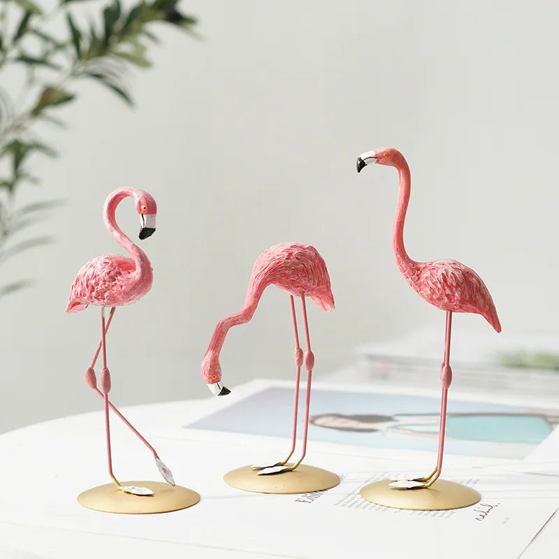 Modern Resin Flamingo Figurine Sculpture for Home and Office Decor