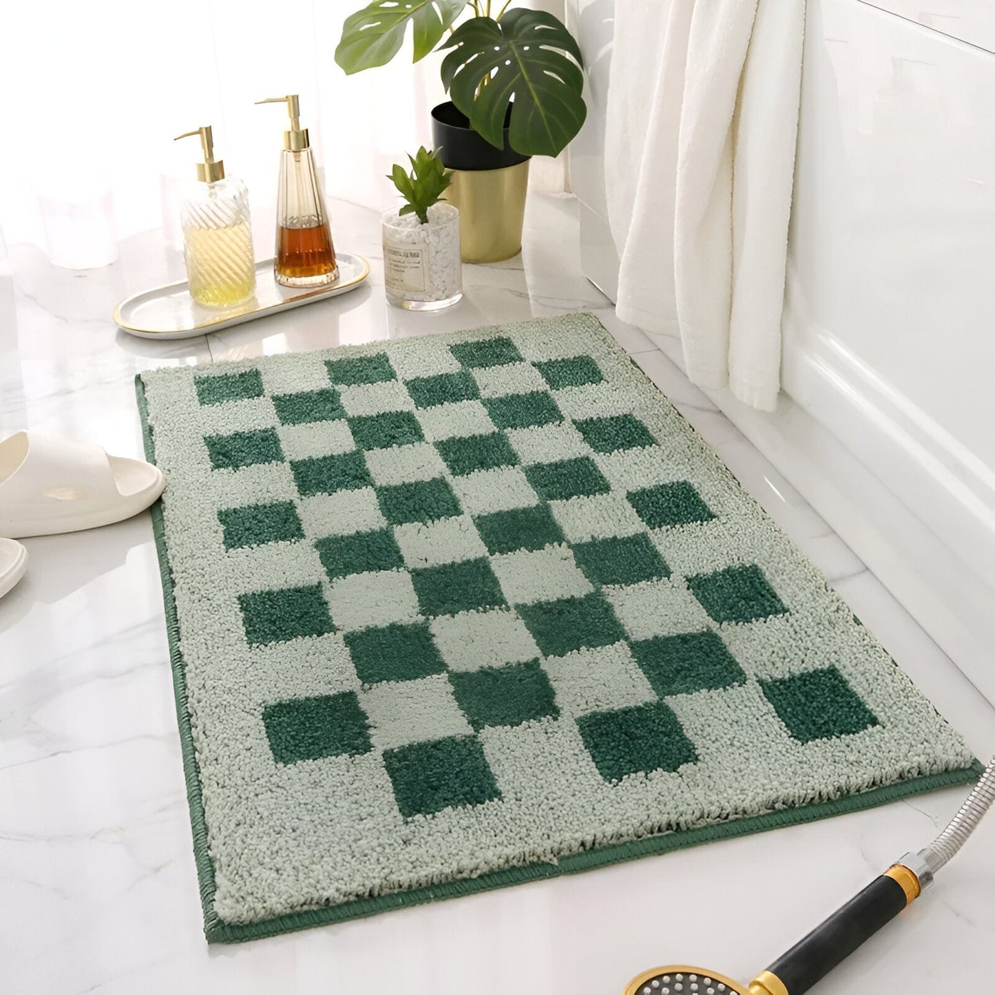 Black and White Checkered Microfiber Bath Mat