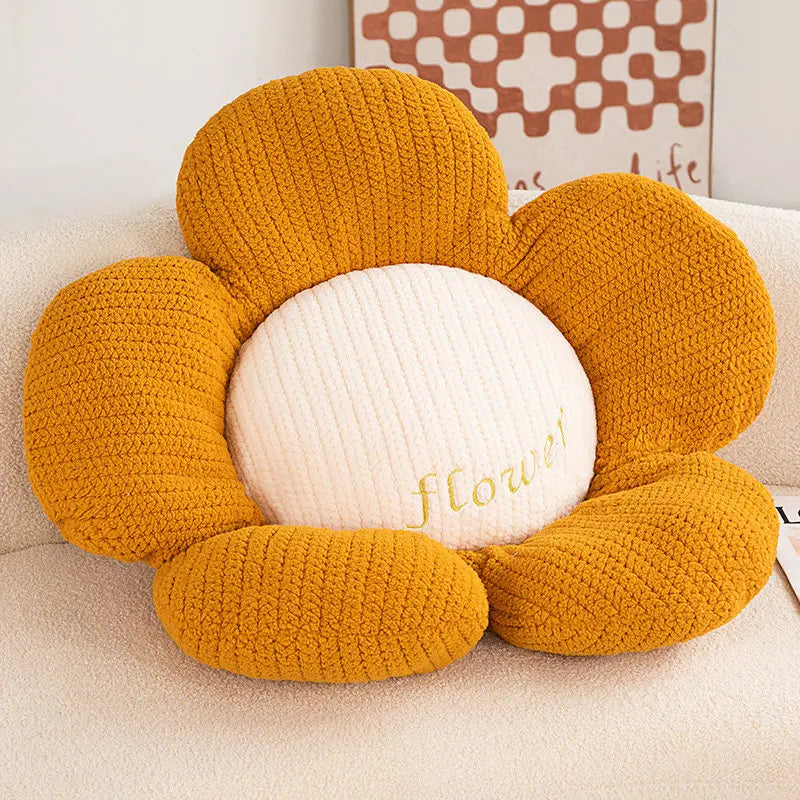 Daisy Shaped Decorative Cushion