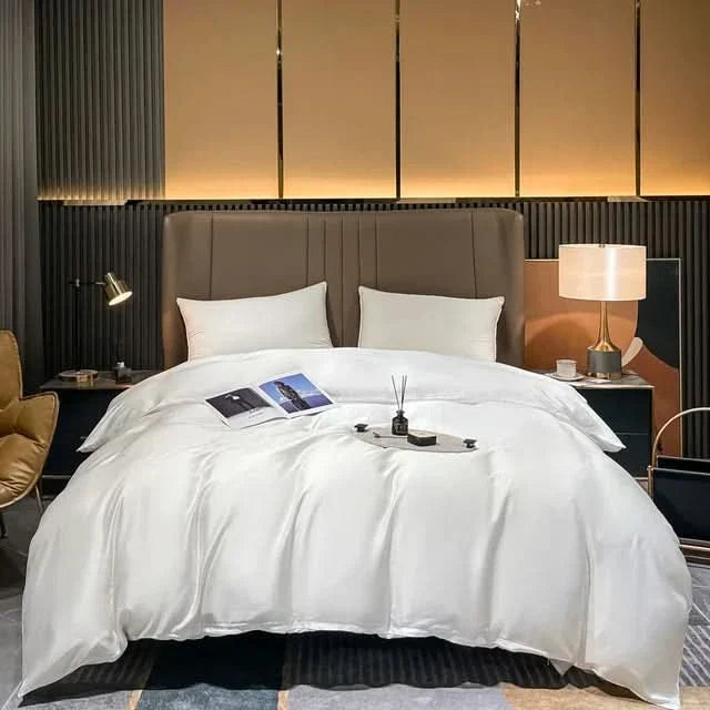 Luxurious Mulberry Silk Duvet Cover with Zipper Closure