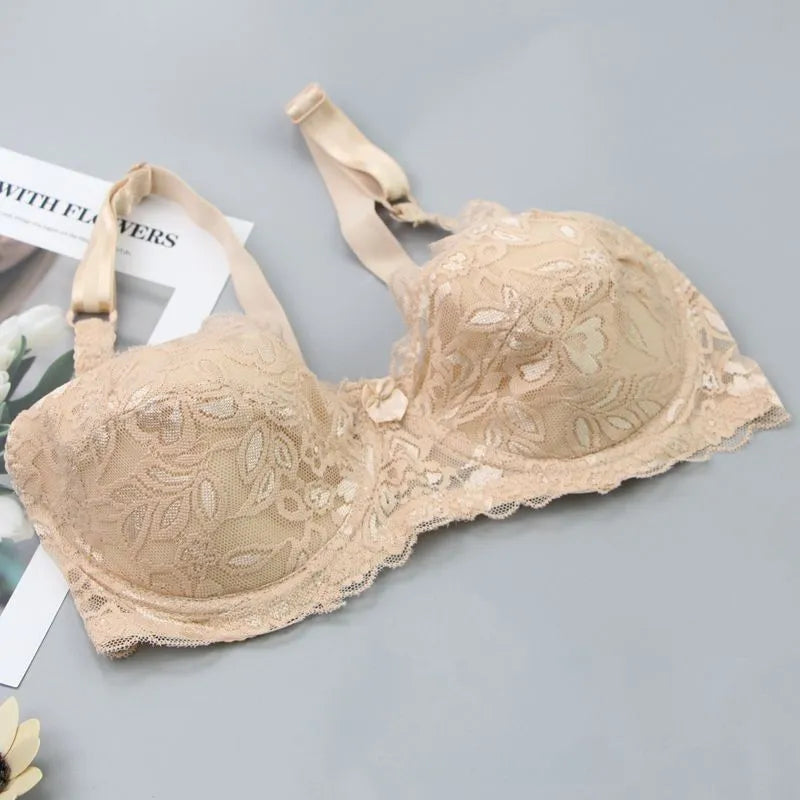 Plus Size Lace Push-Up Bra for Curvy Comfort