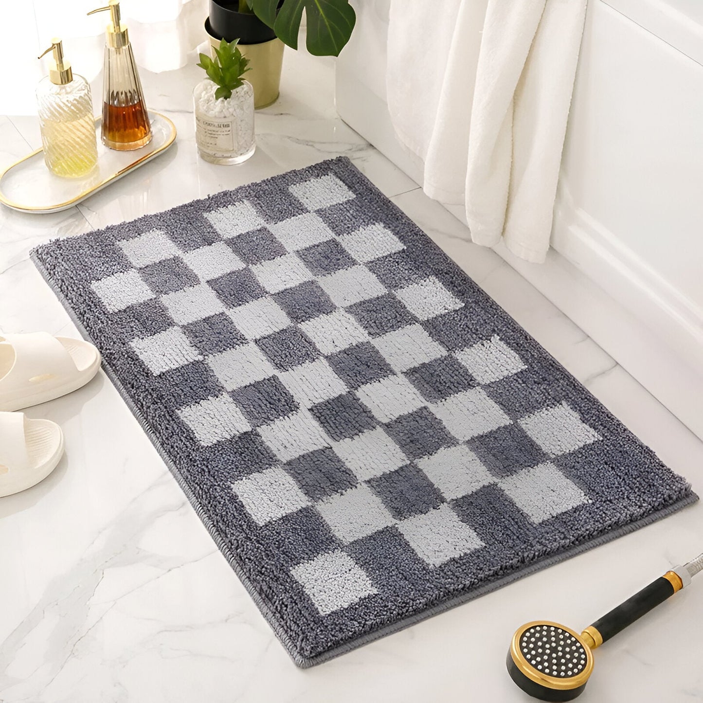 Black and White Checkered Microfiber Bath Mat