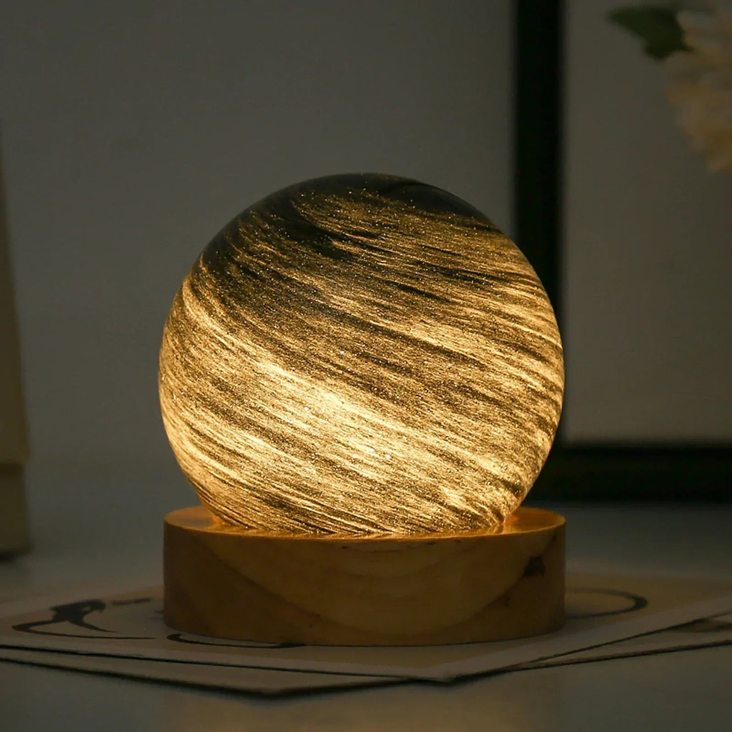 3D Crystal Planet Mini Night Lamp - LED Galaxy Decor