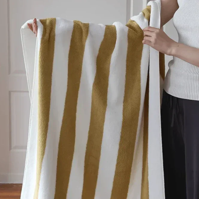 Chunky Retro Striped Cotton Towel