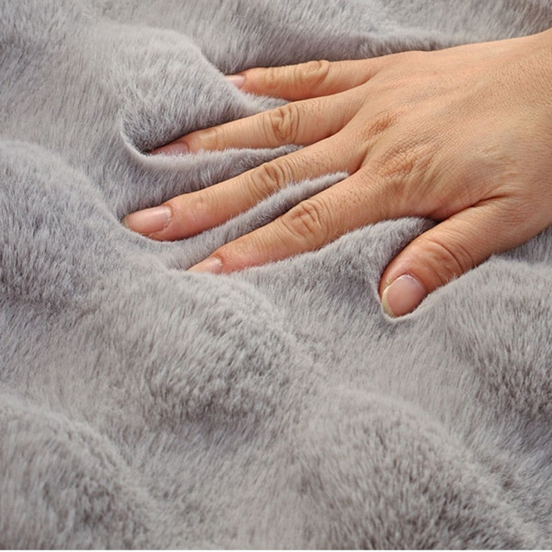 Comfy Plush Sofa Cover for All Seasons