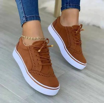 Virella - Casual Chic Sneakers
