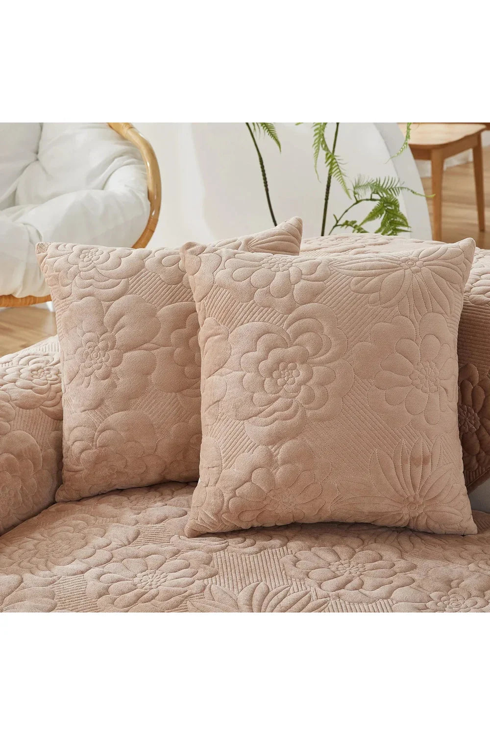 Plush Polyester Sofa Cover