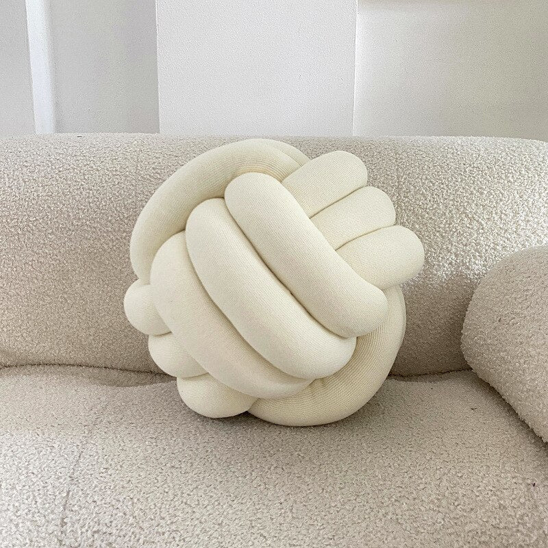Knot Pillow in 100% Cotton Fabric