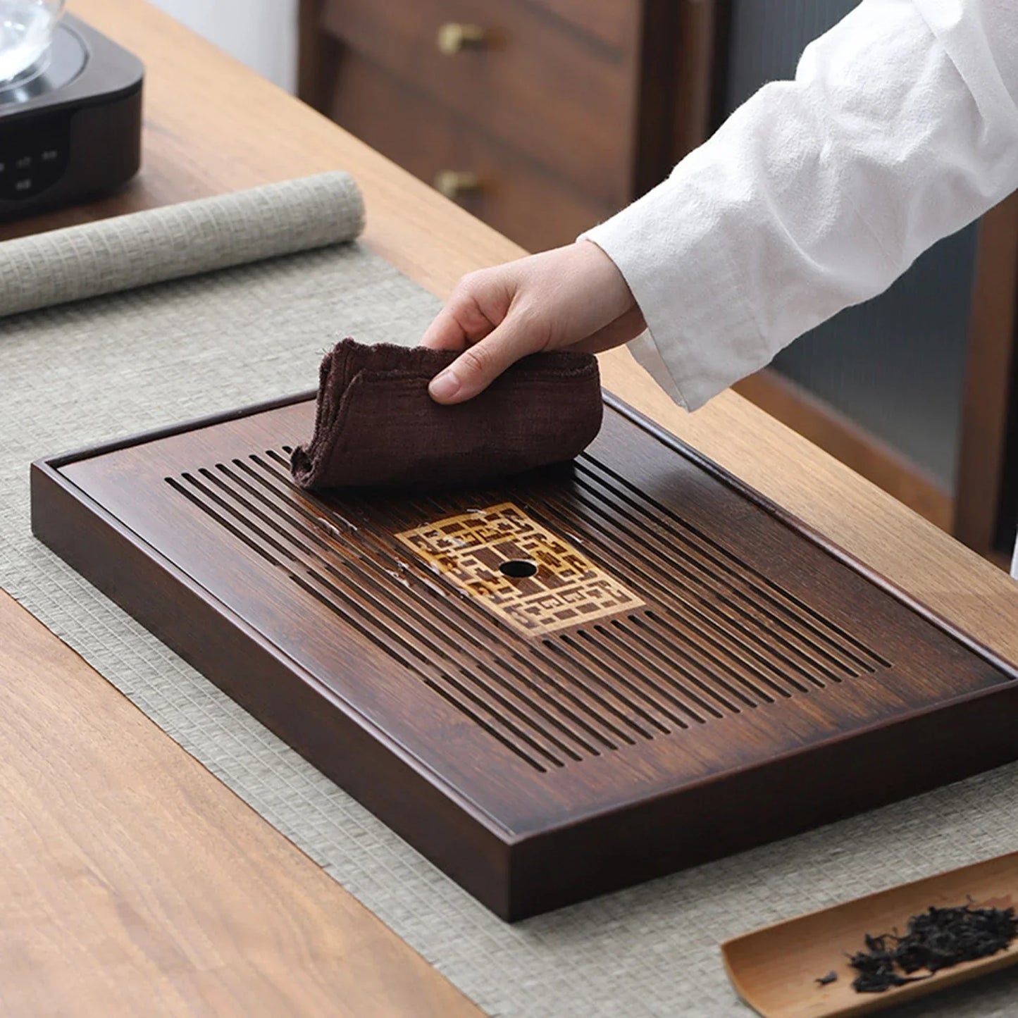 Bamboo Chinese Tea Tray with Removable Water Storage and Quick Drainage