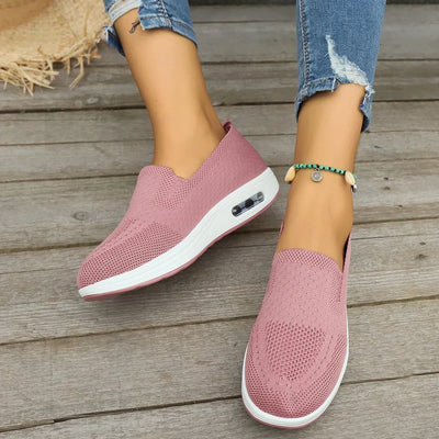 Trevia – Streamlined Comfort Sneakers