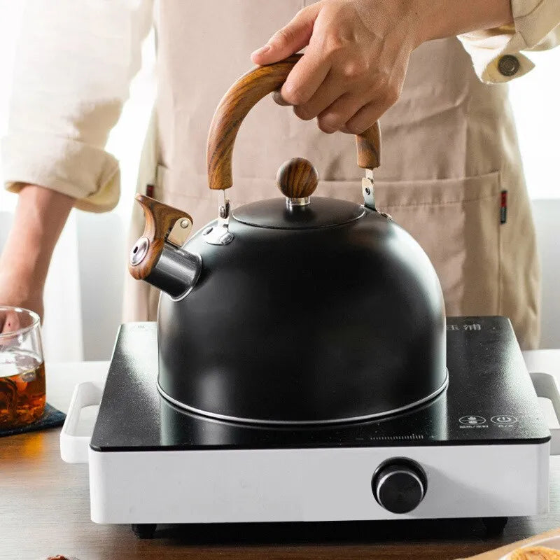 Stainless Steel Kettle with Universal Whistle, 2.5/3 Liter
