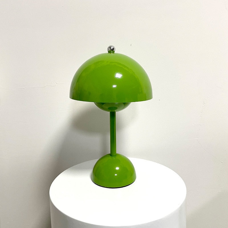 Modern Metal LED Table Lamp - Warm White Illumination
