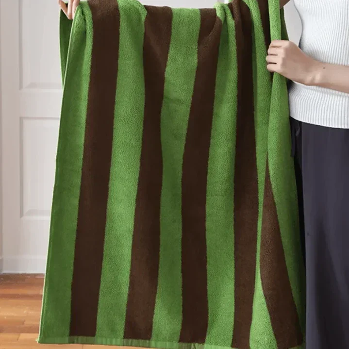 Chunky Retro Striped Cotton Towel