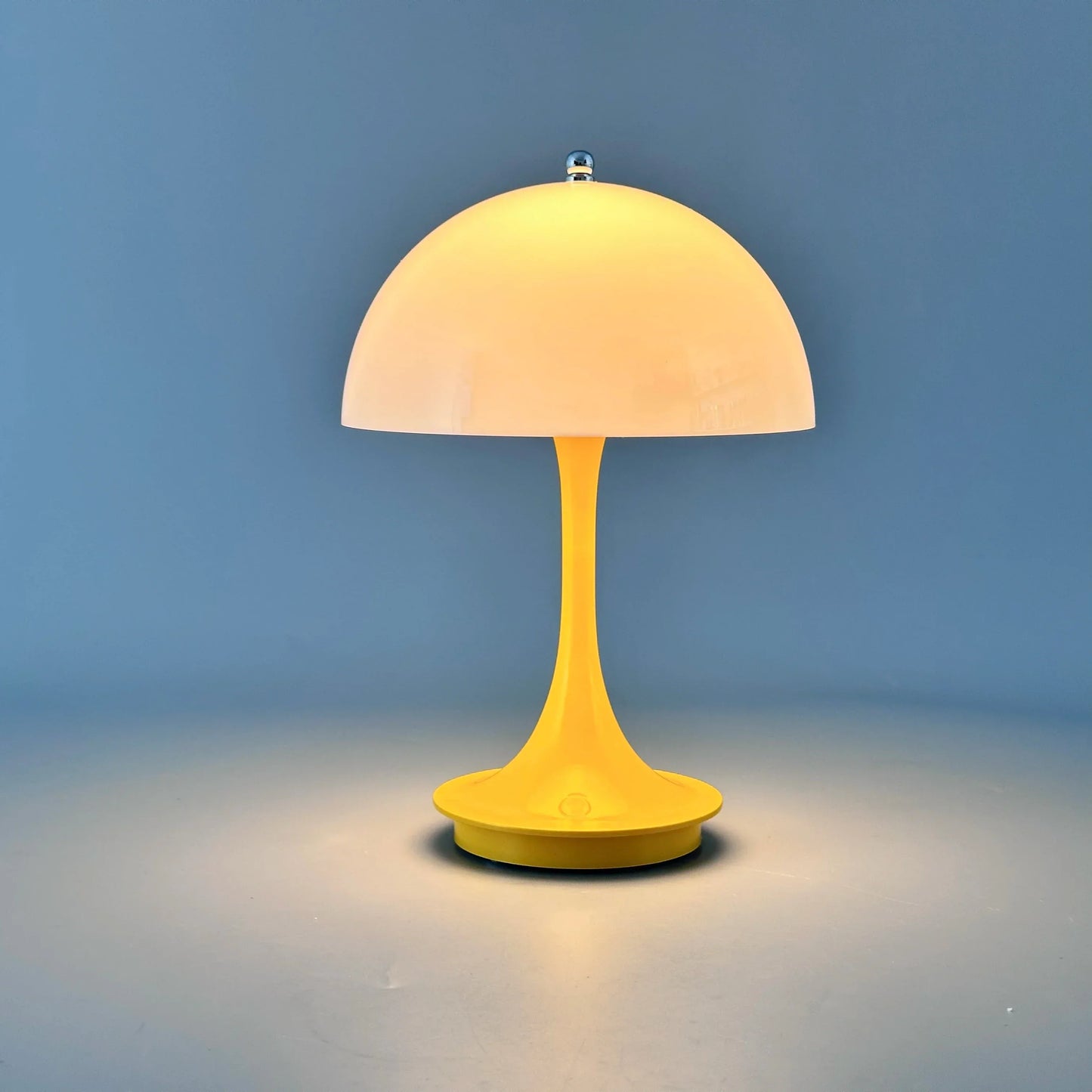 Rechargeable Dimmable Mushroom LED Table Lamp