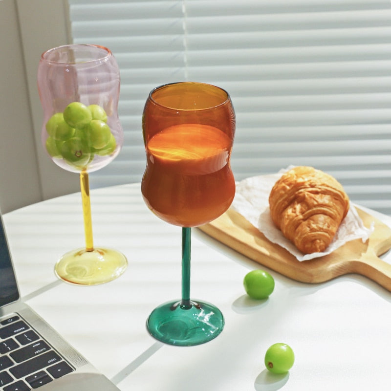Two-Tone Chubby Wine Glass in Borosilicate Glass