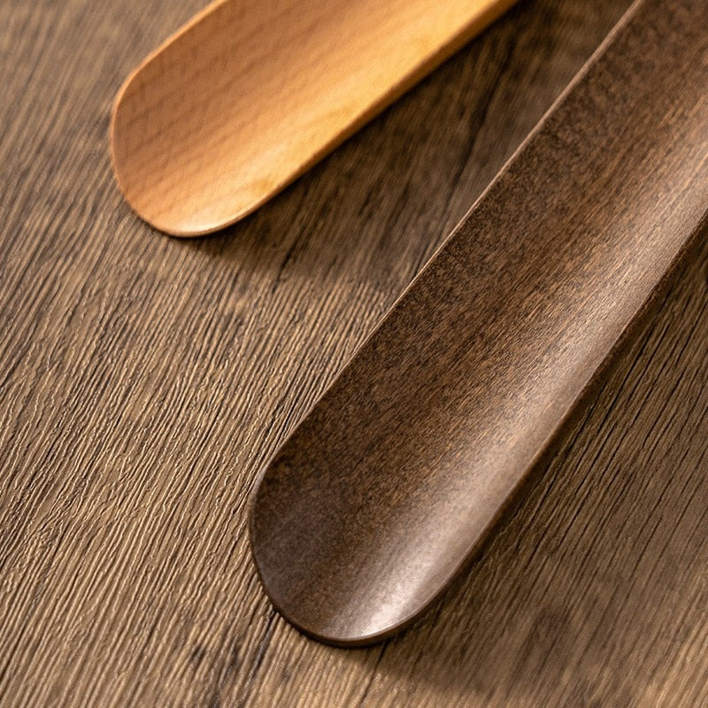 Long Wooden Magnetic Shoehorn with 20 Inch Handle