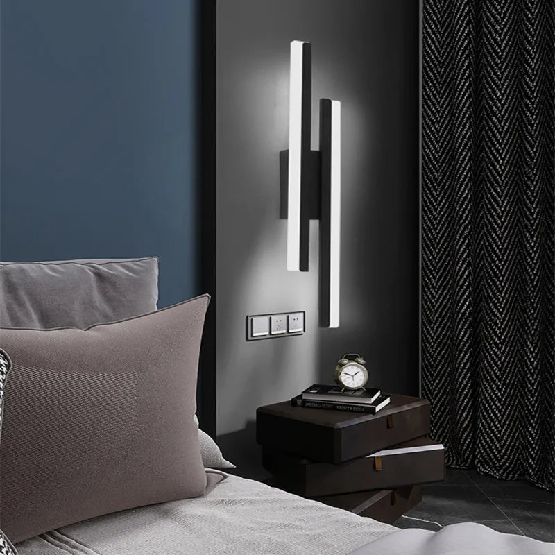 Minimalist Modern LED Wall Light - Elegant Acrylic and Metal Design