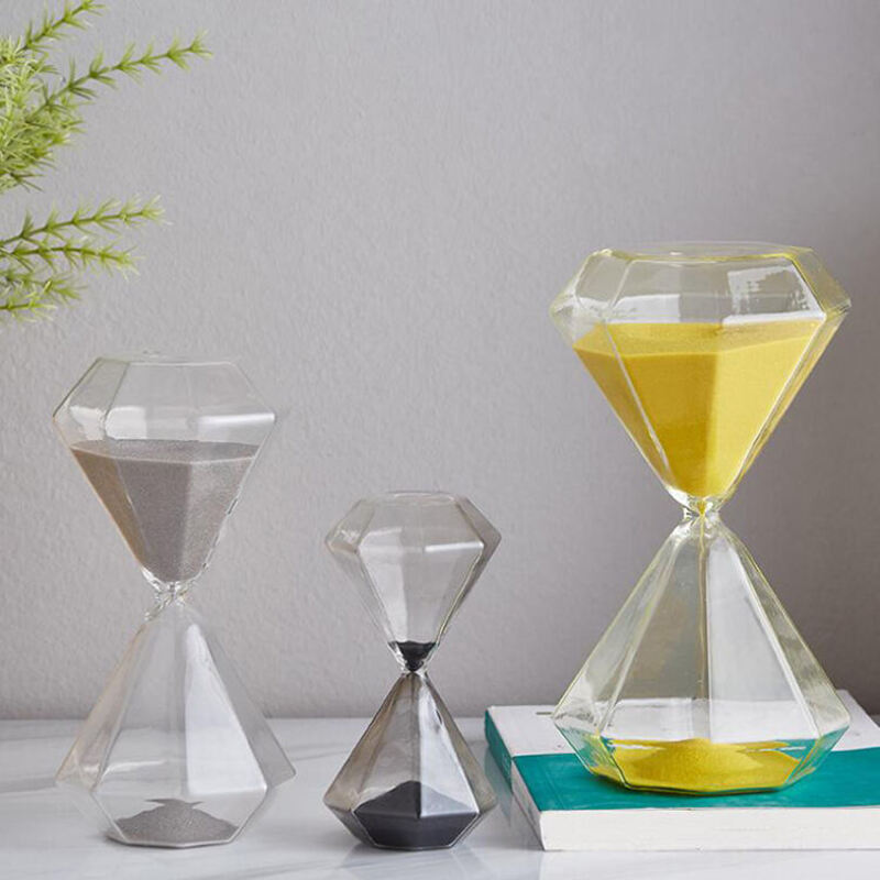 Diamond-Shaped Glass Hourglass with Colorful Sand - 5 to 60 Minute Timer