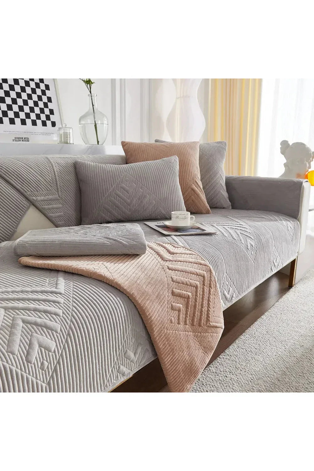 Soft Polyester Quilted Sofa Cover