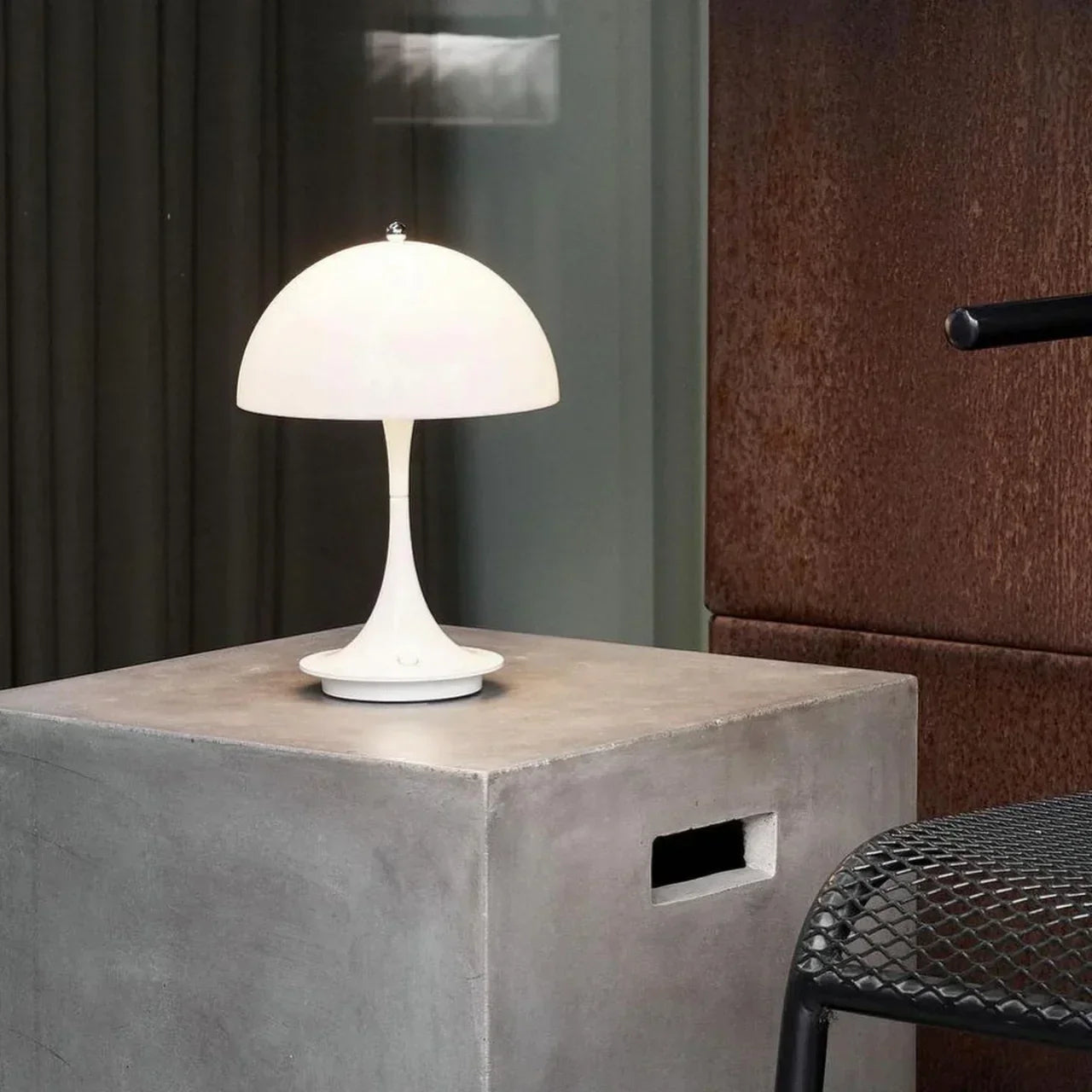 Rechargeable Dimmable Mushroom LED Table Lamp