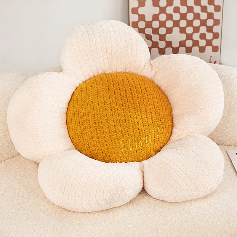 Daisy Shaped Decorative Cushion