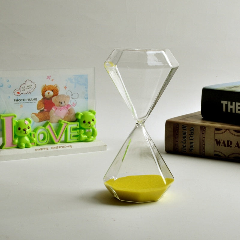 Diamond-Shaped Glass Hourglass with Colorful Sand - 5 to 60 Minute Timer