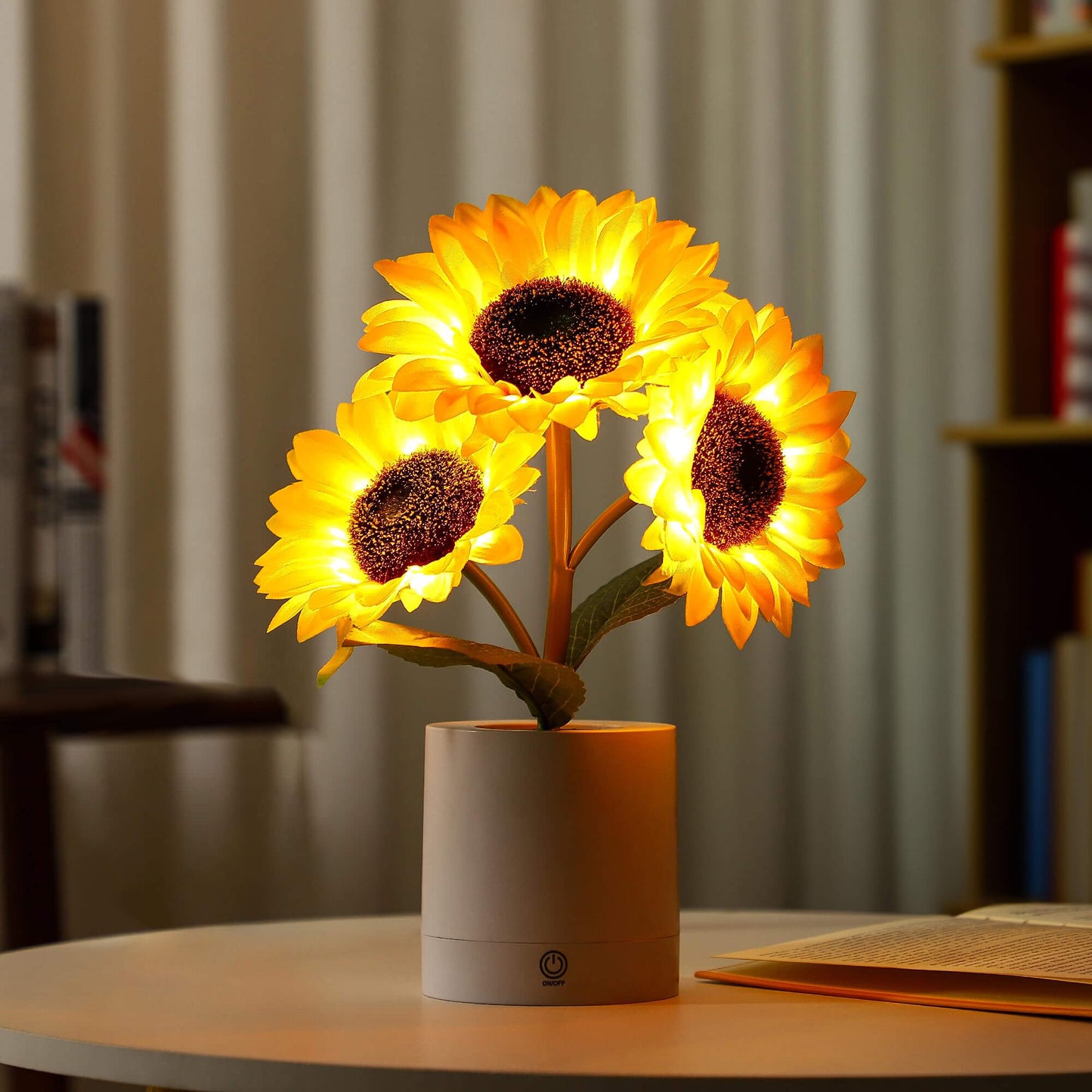 LED Sunflower Table Lamp - Nature-Inspired Decorative Lighting