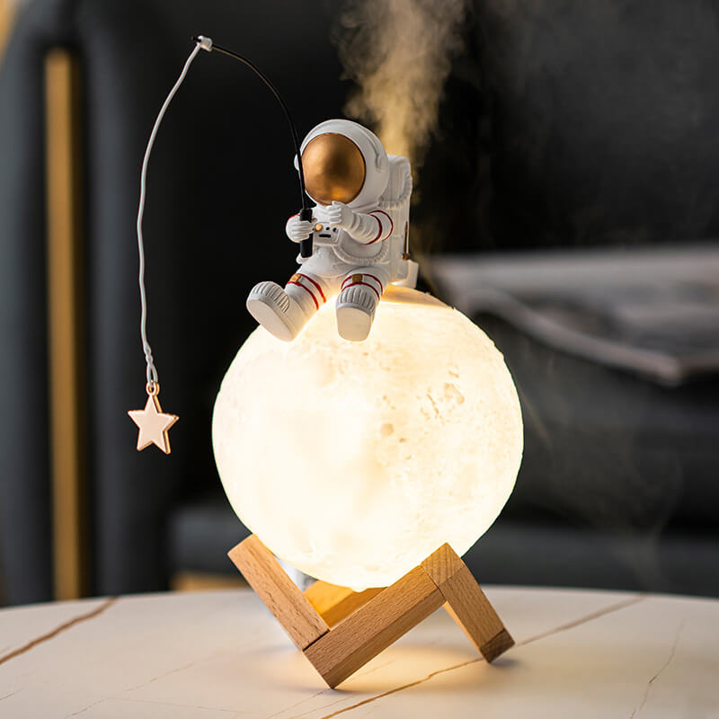 Astronaut USB Humidifier with Night Light