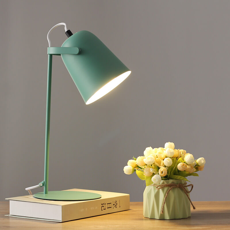 Minimalist Touch Control Tripod Table Lamp