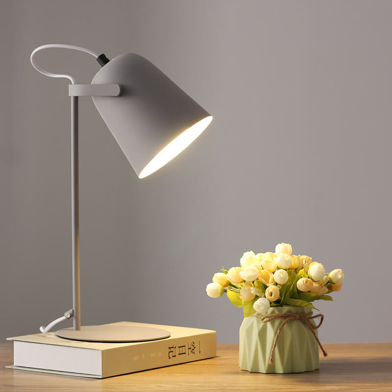 Minimalist Touch Control Tripod Table Lamp