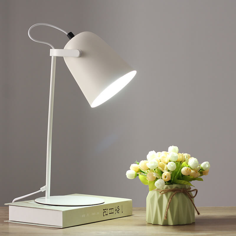 Minimalist Touch Control Tripod Table Lamp