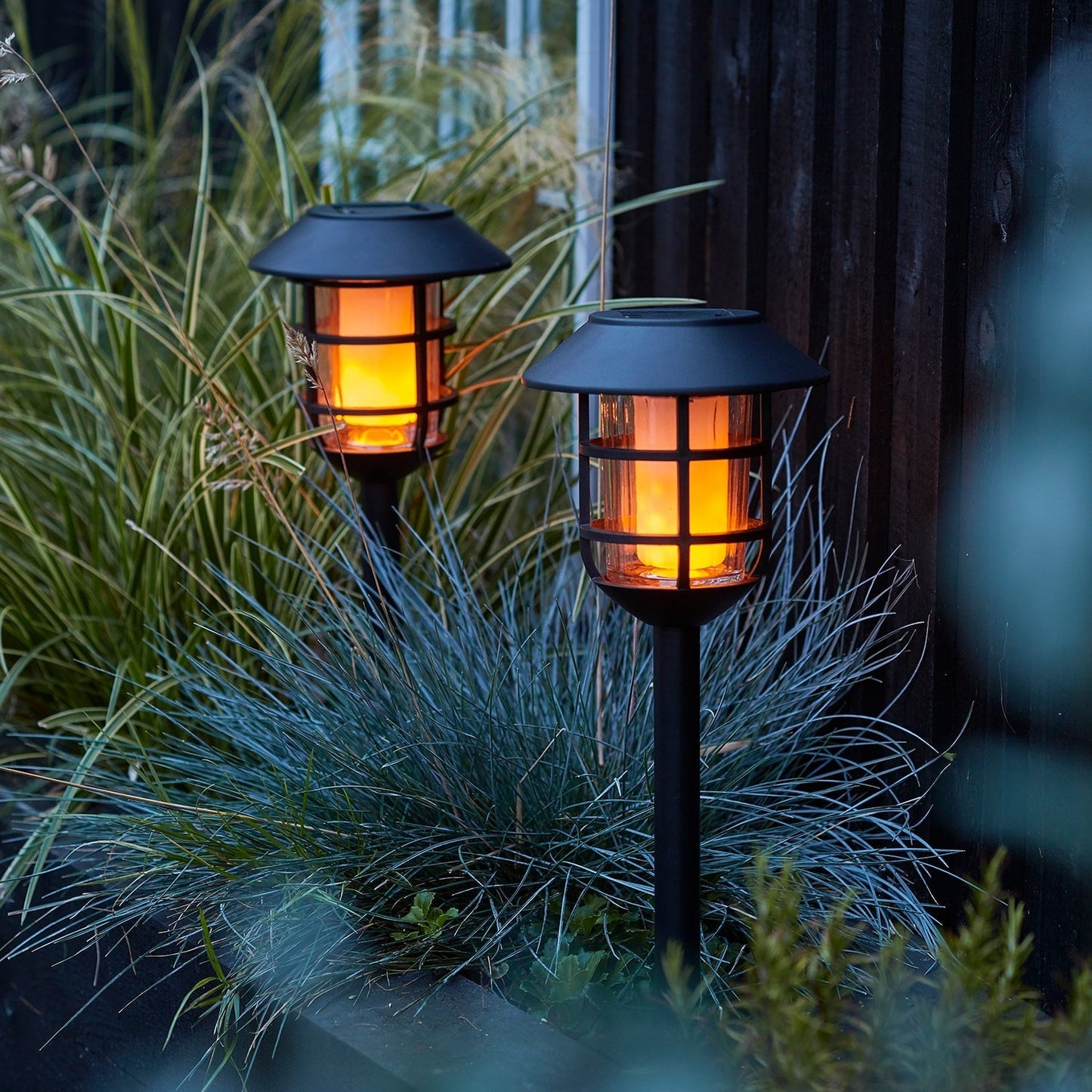 Solar-Powered 2-Piece Set Flame Effect Garden Lights