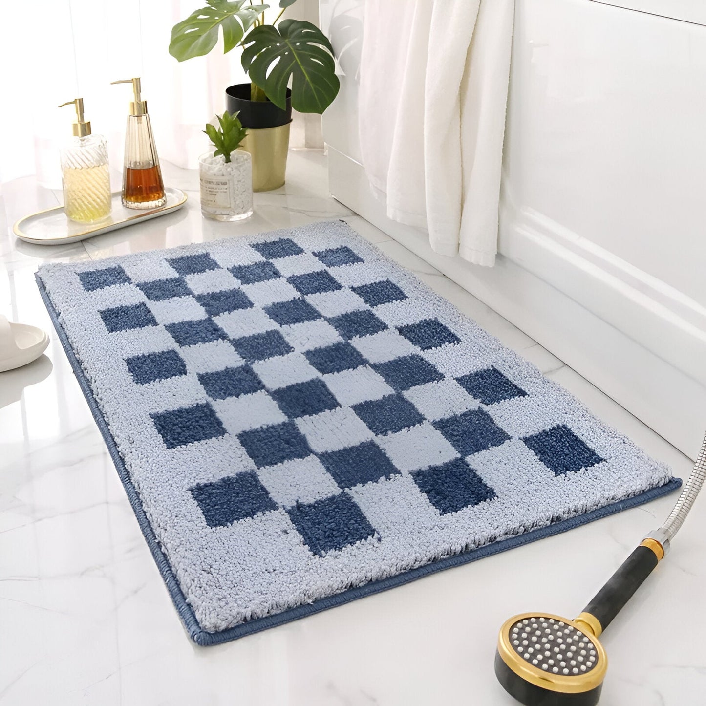 Black and White Checkered Microfiber Bath Mat