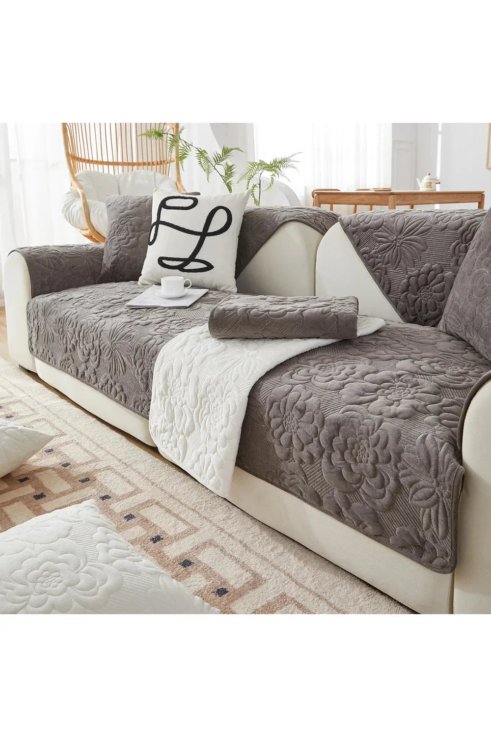 Plush Polyester Sofa Cover