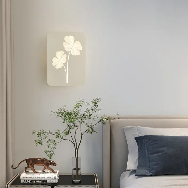 Minimalist LED Wall Lamp in Aluminum and Acrylic