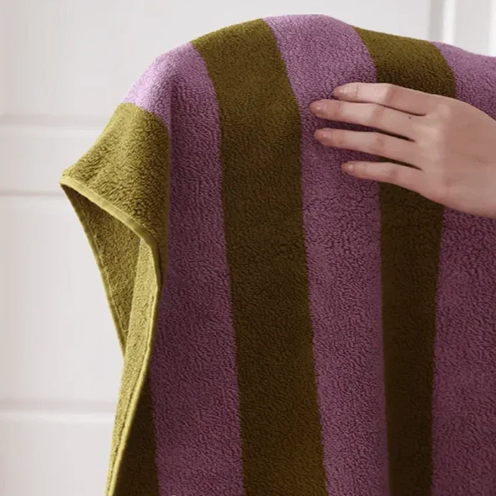 Chunky Retro Striped Cotton Towel