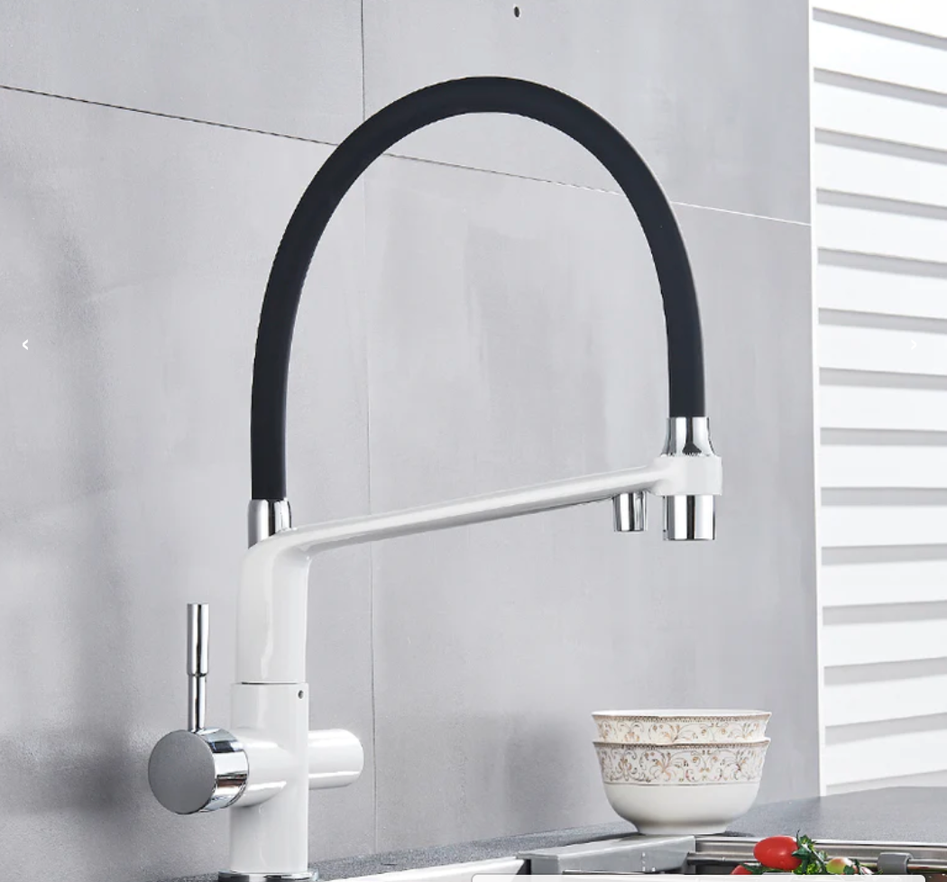 Pull Down Brass Drinking Water Faucet with Hot and Cold Function