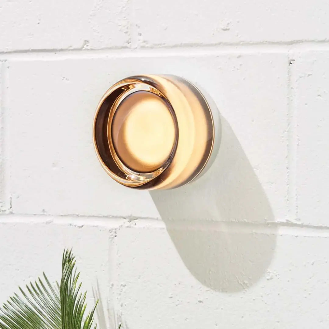 Contemporary LED Wall Light Fixture in Black or White