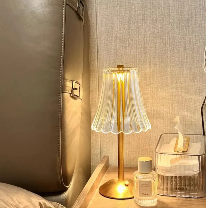 Cordless Crystal Table Lamp with Dimming Function